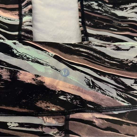 Lululemon Wunder Under Crop High Rise Colour Splash Mult size 4 W6AW6S - Picture 6 of 7